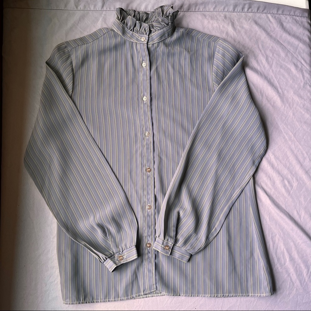 1970s VINTAGE WOMENS BUTTON UP BLOUSE